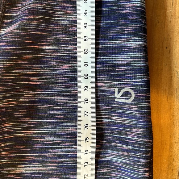 GAP Fit Women’s Blue/Multicolor Leggings excellent quality size small athleisure - Picture 4 of 4
